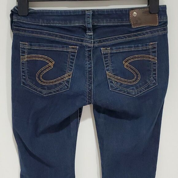 Silver Aiko dark wash 27x31 skinny jeans - Picture 4 of 8